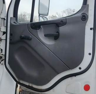 Freightliner M2 106 Interior Part