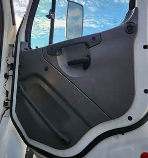 Freightliner M2 106 Interior Part