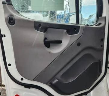 Freightliner M2 106 Interior Part