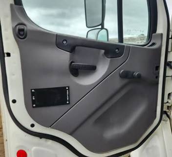 Freightliner M2 106 Interior Part