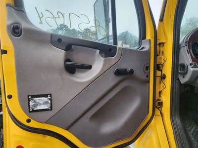 Freightliner M2 106 Interior Part