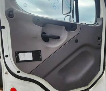 Freightliner M2 106 Interior Part