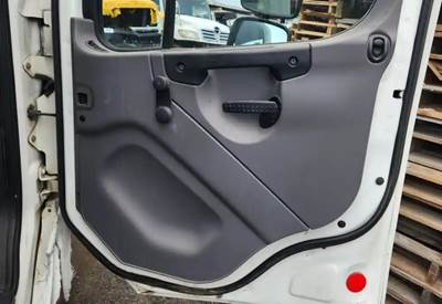 Freightliner M2 106 Interior Part