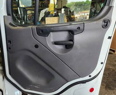 Freightliner M2 106 Interior Part