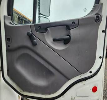 Freightliner M2 106 Interior Part