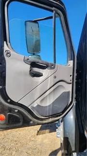 Freightliner M2 106 Interior Part