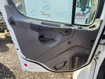 Freightliner M2 106 Interior Part