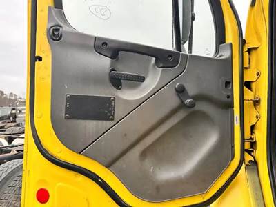 Freightliner M2 106 Interior Part