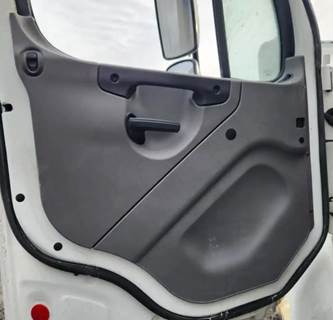 Freightliner M2 106 Interior Part