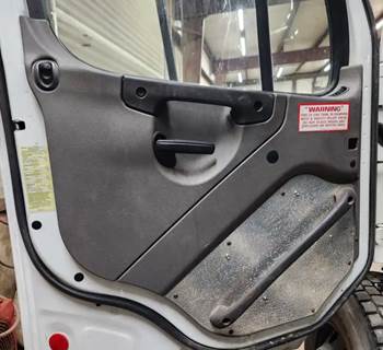 Freightliner M2 106 Interior Part