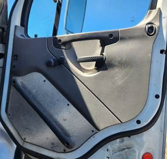 Freightliner M2 112 Interior Part for a 2007 Freightliner M2 112 Medium Duty