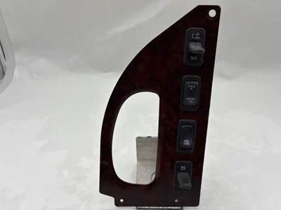 Used 2021 Freightliner S2RV 106 Interior Controls for Lights and Speed Control