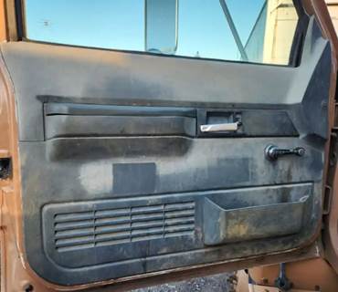 GMC C7500 Interior Part