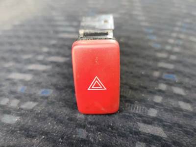 Used 2018 Hino 195 Miscellaneous Dash Switches, Part # 15B432