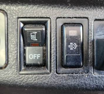 Used 2009 Hino 268 Misc Dash Switches, Mirror Heat & DPF Regeneration