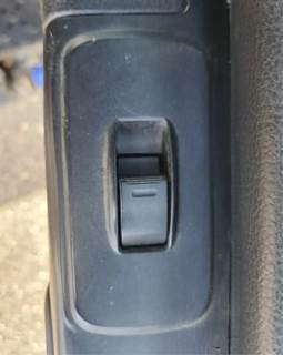 Used 2014 Hino 268 Right Door Electric Switch