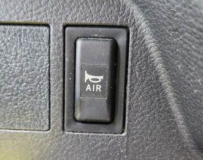 Used 2014 Hino 338 Miscellaneous Dash Switches, Air Horn Control