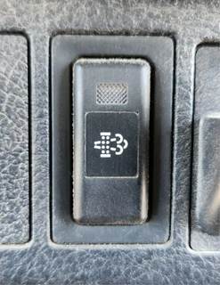 Used 2018 Hino 338 Dash Switches for Particulate Filter Regeneration
