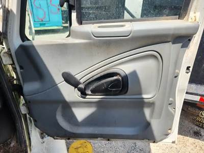 Used 2003 International 4200 Right Grey Manual Interior Door Panel