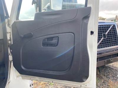International 4300 Interior Part