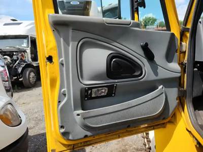 International 4300 Interior Part