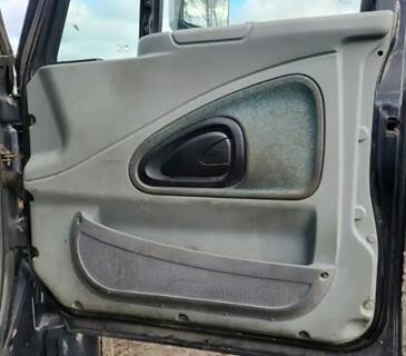 International 4300 Interior Part