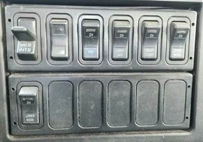 International 4300 Interior Part