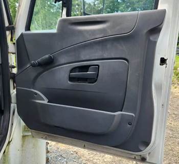 Used 2010 International 4300 Right Grey Manual Interior Door Panel