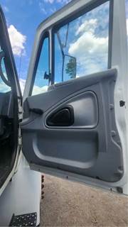 International 4400 Interior Part