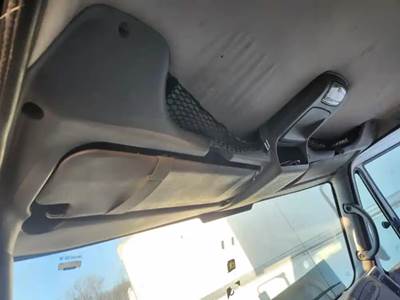 International 4400 Interior Part