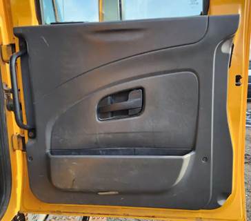 International 4400 Interior Part