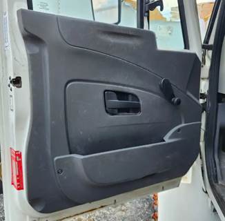 Used 2009 International 4400 Left Interior Door Panel, Grey Manual