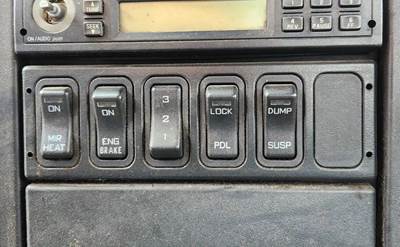 Used 2007 International 4400 Miscellaneous Dash Switches