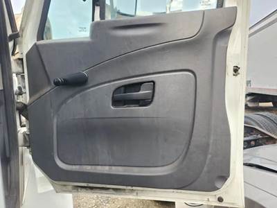 Used 2009 International 4400 Right Grey Manual Interior Door Panel