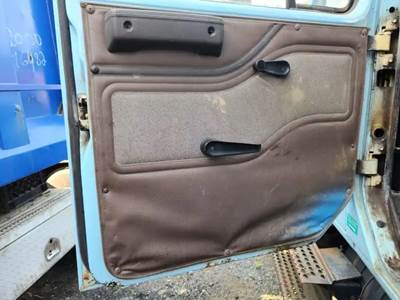 International 4900 Interior Part