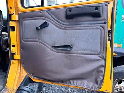 International 4900 Interior Part