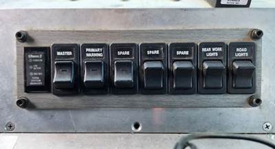 Used 2001 International 4900 Miscellaneous Dash Switches