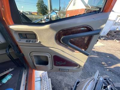 International 5900i Interior Part