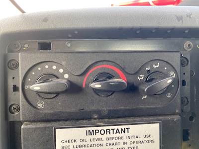 International 7300 Interior Part