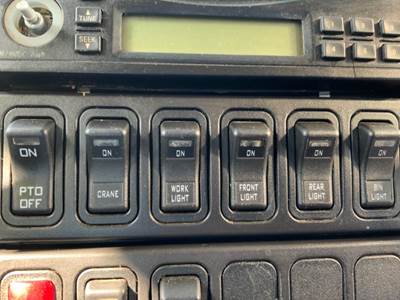 International 7300 Interior Part