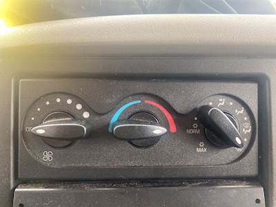 International 7400 Interior Part