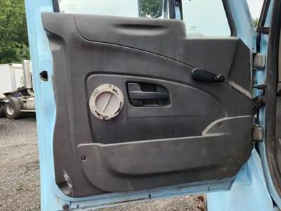 International 7400 Interior Part