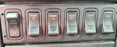 International 7400 Interior Part