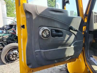 International 7400 Interior Part