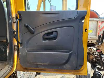 International 7400 Interior Part