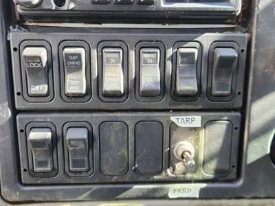 International 7400 Interior Part