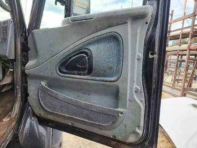 International 7500 Interior Part