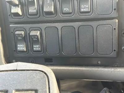 International 8600 Interior Part