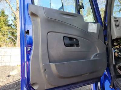 International 8600 Interior Part