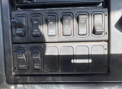 International 8600 Interior Part